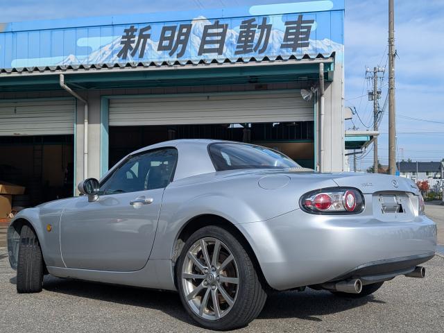 ロードスター ＶＳ　ＲＨＴ（8枚目）