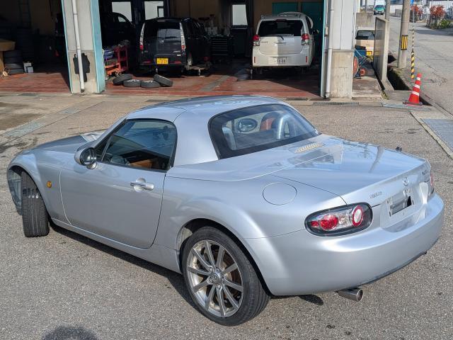 ロードスター ＶＳ　ＲＨＴ（9枚目）