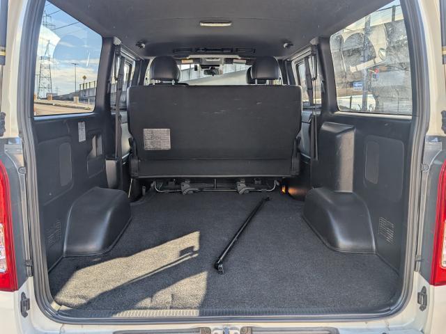 レジアスエースバン スーパーＧＬ　ダークプライムＩＩ　４ＷＤ（18枚目）