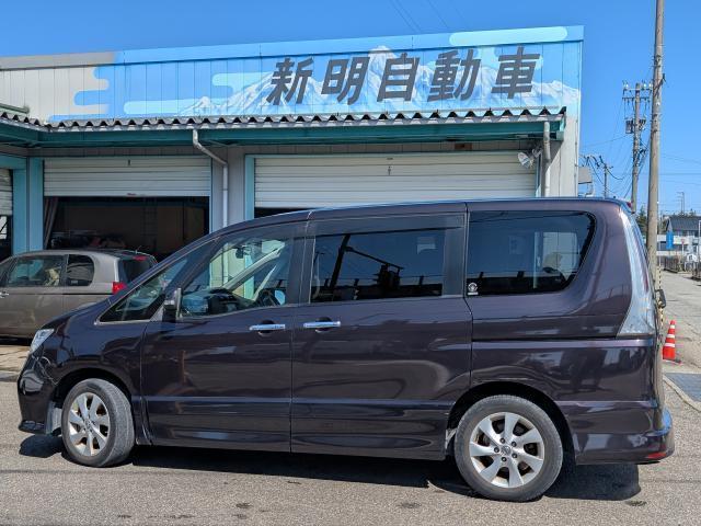 セレナ ハイウェイスター　Ｖセレ両側パワスラナビバックモニター（6枚目）