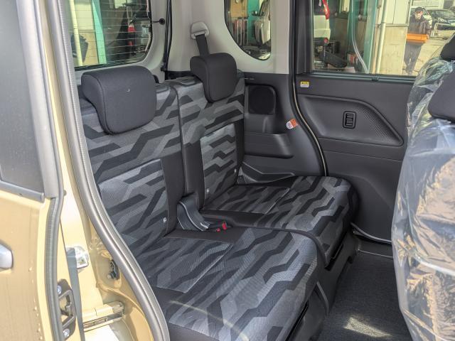 タント ファンクロス 4WD両側パワースライドドア(14枚目)