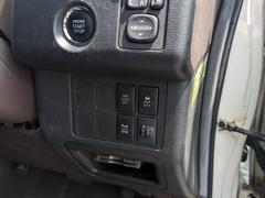 スイッチにて切り替え可能な４ＷＤ車！　燃費にも貢献！ 6