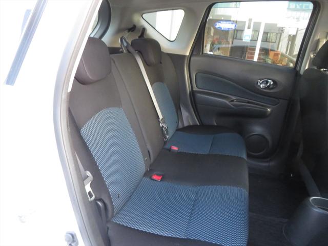 ノート Ｘ　ＤＩＧ－Ｓ　純正ナビＴＶ　スマートキーレス　プッシュスタート　ＥＴＣ　バックカメラ　電動格納ミラー　パワーステアリング　パワーウィンドウ　エアコン　両席エアバッグ（50枚目）