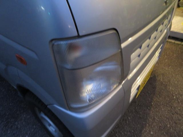 キャリイトラック ＫＣエアコン・パワステ　運転席エアバッグ　ラジオ　フロアマット　ドアバイザー　エアコン　パワステ　４ＷＤ　３方開　トラック　５速マニュアル　荷台マット　荷台ゲートチェーン（17枚目）