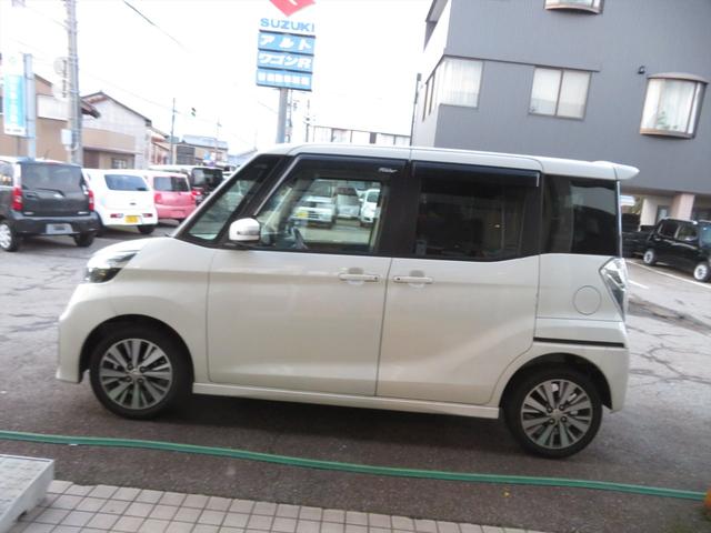 デイズルークス ライダー 4WD ターボ オーテック15インチアルミホイール フルセグ社外カーナビ(アラウンドビュー連動) オールアラウンドビュー インテリジェントエマージェンシーブレーキ ワンオーナー 電動格納ミラー(5枚目)