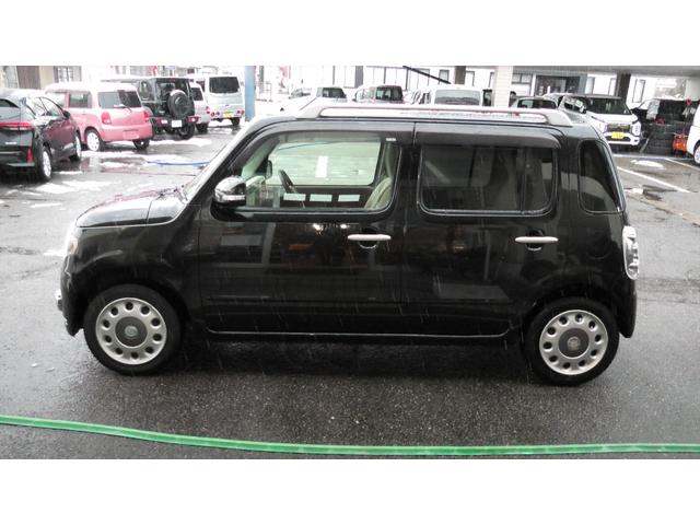 ミラココア ココアプラスX エアコン パワーステアリング パワーウィンドウ 両席エアバッグ ABS 盗難防止システム 衝突安全ボテイ キーレスエントリー アイドリングストップ スマートキー 電動格納ミラー ベンチシート CD(5枚目)