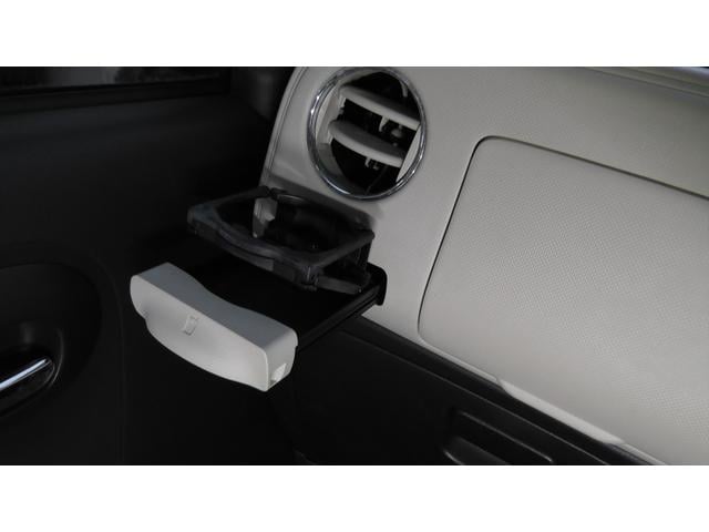 ミラココア ココアプラスX エアコン パワーステアリング パワーウィンドウ 両席エアバッグ ABS 盗難防止システム 衝突安全ボテイ キーレスエントリー アイドリングストップ スマートキー 電動格納ミラー ベンチシート CD(39枚目)