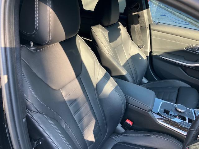 ３シリーズ ３２０ｄ　ｘＤｒｉｖｅ　Ｍスポーツ　純正ナビ　純正バックカメラ　電動シート　衝突被害軽減ブレーキ　障害物センサー　パーキングアシスト　レーンキープアシスト　ＬＥＤヘッドライト　アダプティブヘッドライト（10枚目）
