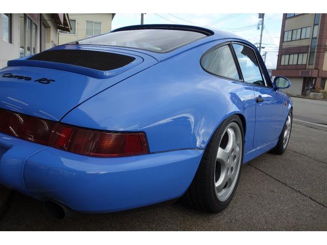 ９１１カレラ２　ＲＳクラブスポーツ仕様　ＨＩＤヘッドライト　禁煙車　ＥＴＣ　１７インチアルミホイール　ローダウン　エアコン　パワステ　パワーウィンドウ(12枚目)