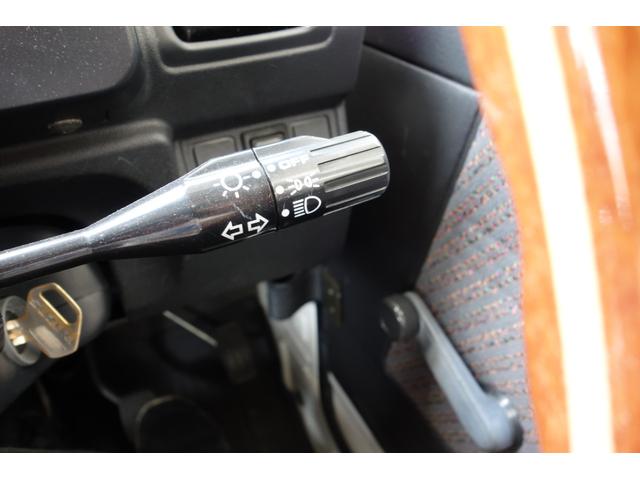 ジムニー ＨＣ　ＪＡ１１　５速マニアル　記録簿新車よりあり　実メーター５１２５６Ｋｍ　　　オリジナル塗装　オリジナルホイールも有（34枚目）