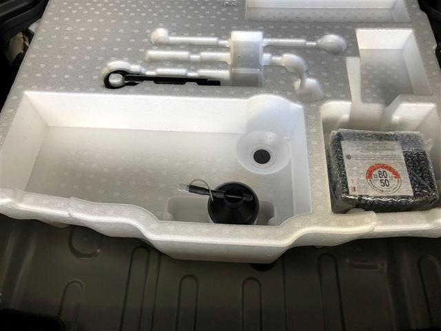 ヤリスクロス ハイブリッドＺ　４ＷＤ　ミュージックプレイヤー接続可　バックカメラ　衝突被害軽減システム　ＥＴＣ　ＬＥＤヘッドランプ（32枚目）