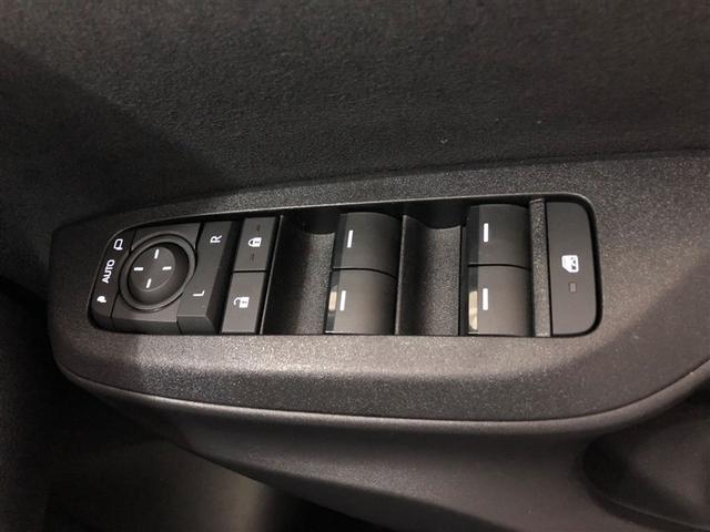 ヤリス ハイブリッドＵ　サポカーＳ　クルーズコントロール　ＥＴＣ　メディアプレイヤー接続　バックモニター　車線逸脱警報　横滑り防止装置　モケットシート　先進ライト　パワーウィンドウ　パワーステアリング　スマートキー（18枚目）