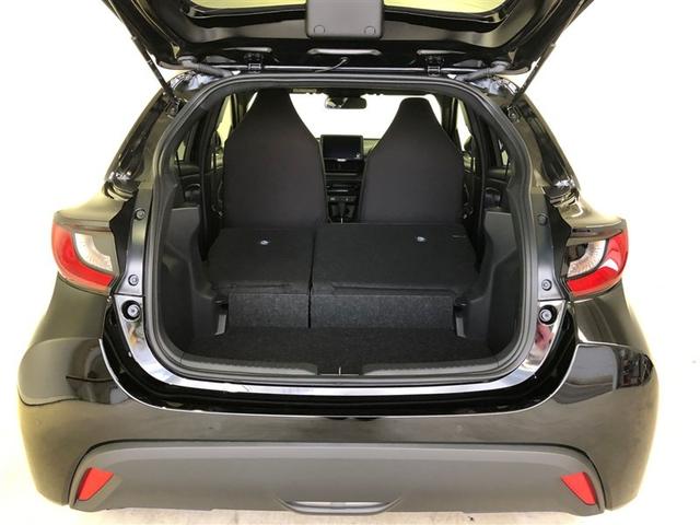 ヤリス ハイブリッドＵ　サポカーＳ　クルーズコントロール　ＥＴＣ　メディアプレイヤー接続　バックモニター　車線逸脱警報　横滑り防止装置　モケットシート　先進ライト　パワーウィンドウ　パワーステアリング　スマートキー（31枚目）