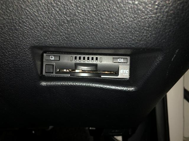 シエンタ ファンベース G セーフティ フルセグ メモリーナビ DVD再生 ミュージックプレイヤー接続可 バックカメラ 衝突被害軽減システム ETC ドラレコ 両側電動スライド LEDヘッドランプ ウオークスルー アイドリングストップ(9枚目)