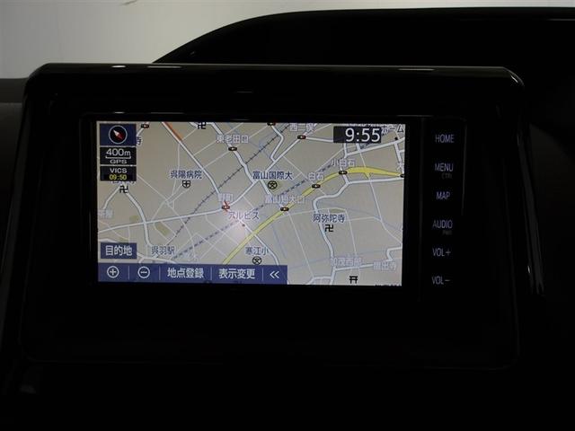 ナビがあるとやっぱり便利。スムーズに目的地へ行けるのはとても安心です。