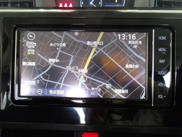 ナビがあるとやっぱり便利。スムーズに目的地へ行けるのはとても安心です。