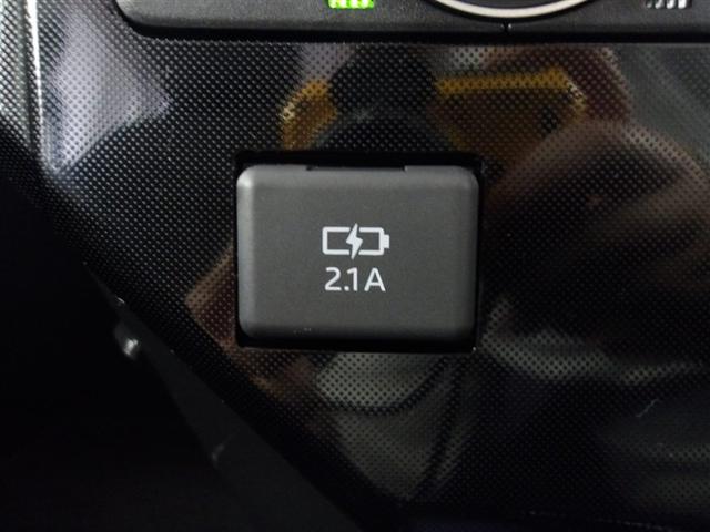 前席に充電用のＵＳＢＴｙｐｅ-Ｃ端子があります