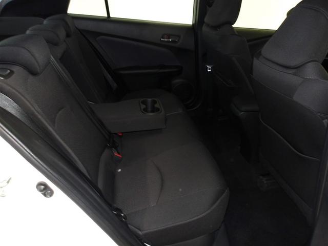 プリウス Ｓ　ワンセグ　メモリーナビ　ミュージックプレイヤー接続可　バックカメラ　衝突被害軽減システム　ＥＴＣ　ＬＥＤヘッドランプ（27枚目）