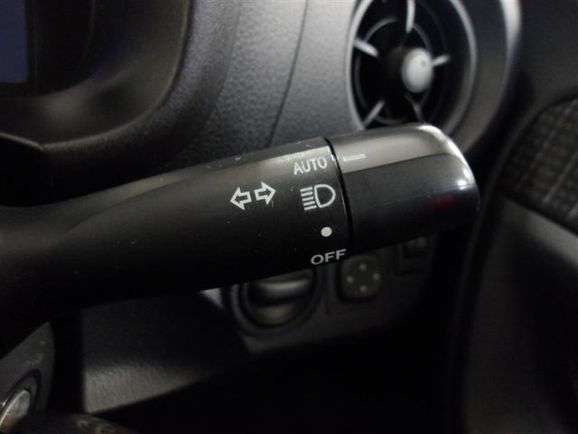 ヴィッツ ハイブリッドＦ　ワンセグ　ＨＤＤナビ　ＤＶＤ再生　ミュージックプレイヤー接続可　バックカメラ　衝突被害軽減システム　ＥＴＣ（19枚目）