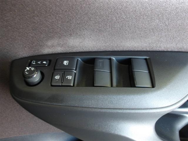 ヤリスクロス ハイブリッドＺ　サポカーＳ　クルーズコントロール　前後ドライブレコーダー　ＥＴＣ　ブラインドスポットモニター　両席シートヒーター　リアスポイラー　メディアプレイヤー接続　バックモニター　純正アルミ（20枚目）