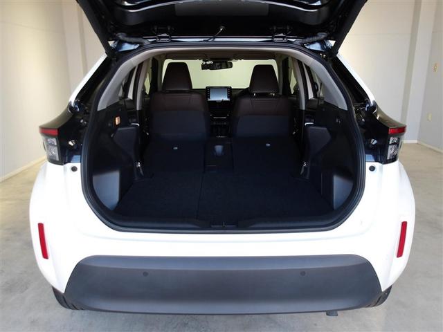 ヤリスクロス ハイブリッドＺ　サポカーＳ　クルーズコントロール　前後ドライブレコーダー　ＥＴＣ　ブラインドスポットモニター　両席シートヒーター　リアスポイラー　メディアプレイヤー接続　バックモニター　純正アルミ（32枚目）