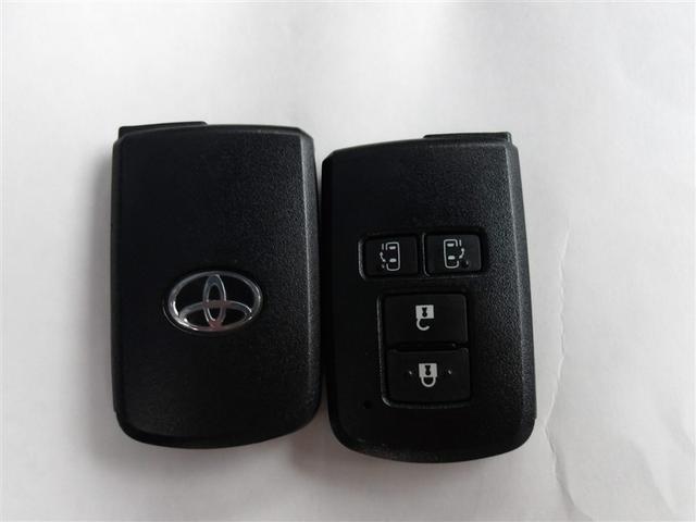 ノア Ｓｉ　ダブルバイビーＩＩ　サポカーＳ　寒冷地仕様　クルーズコントロール　ＥＴＣ　両側電動スライドドア　リアスポイラー　メディアプレイヤー接続　リヤエアコン　ＤＶＤＣＤ再生　純正アルミ　バックモニター　スマートキー（35枚目）