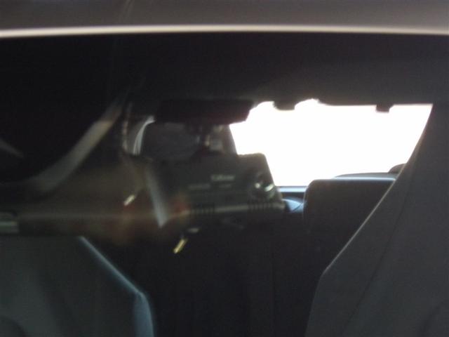 ヤリス G サポカーS ETC 前後ドライブレコーダー メディアプレイヤー接続 バックモニター モケットシート フルセグ 車線逸脱警報 横滑り防止装置 パワーウィンドウ 先進ライト スマートキー(2枚目)