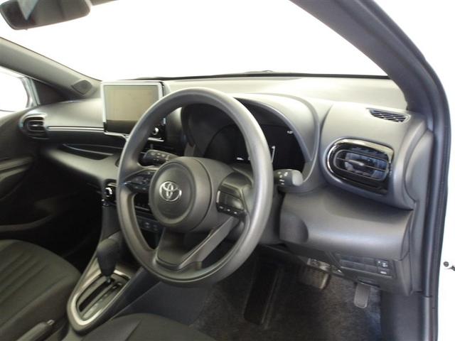 ヤリス G サポカーS ETC 前後ドライブレコーダー メディアプレイヤー接続 バックモニター モケットシート フルセグ 車線逸脱警報 横滑り防止装置 パワーウィンドウ 先進ライト スマートキー(22枚目)