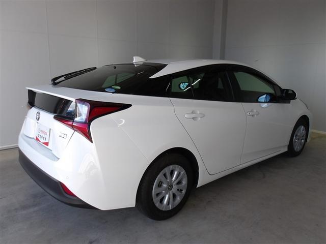 プリウス Ｓ　フルセグ　メモリーナビ　ＤＶＤ再生　バックカメラ　衝突被害軽減システム　ＥＴＣ　ＬＥＤヘッドランプ（2枚目）