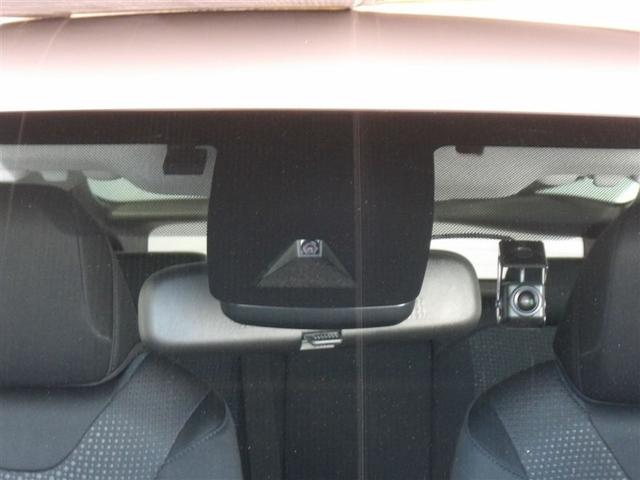 プリウス Ｓ　フルセグ　メモリーナビ　ＤＶＤ再生　バックカメラ　衝突被害軽減システム　ＥＴＣ　ＬＥＤヘッドランプ（3枚目）