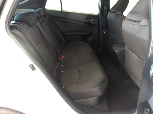 プリウス Ｓ　フルセグ　メモリーナビ　ＤＶＤ再生　バックカメラ　衝突被害軽減システム　ＥＴＣ　ＬＥＤヘッドランプ（24枚目）