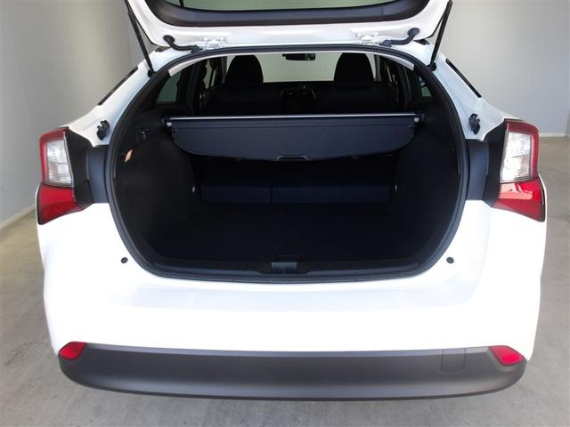 プリウス Ｓ　フルセグ　メモリーナビ　ＤＶＤ再生　バックカメラ　衝突被害軽減システム　ＥＴＣ　ＬＥＤヘッドランプ（26枚目）