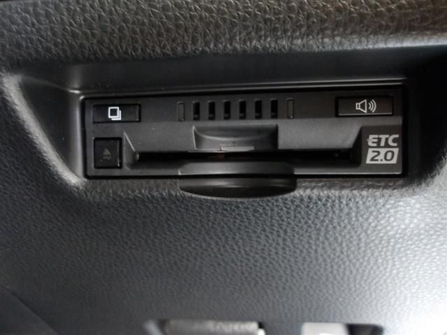 ハリアーハイブリッド Ｚ　革シート　４ＷＤ　フルセグ　ミュージックプレイヤー接続可　バックカメラ　衝突被害軽減システム　ＥＴＣ　ドラレコ　ＬＥＤヘッドランプ（18枚目）