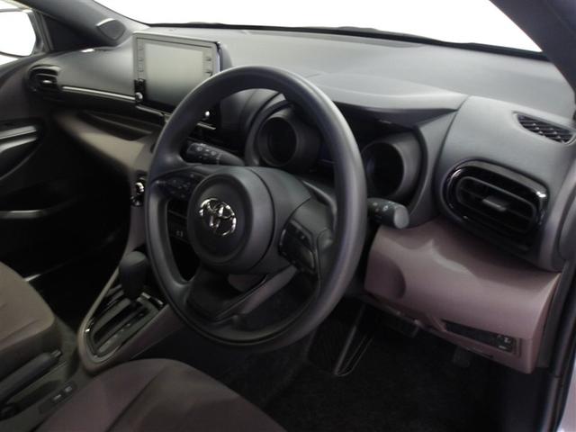 ヤリス Ｇ　サポカー　メディアプレイヤー接続　バックモニター　モケットシート　車線逸脱警報　横滑り防止装置　スマートキー　パワーステアリング　パワーウィンドウ　モケットシート　先進ライト（19枚目）