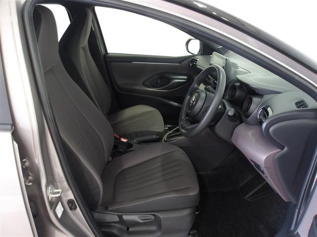 ヤリス Ｇ　サポカー　メディアプレイヤー接続　バックモニター　モケットシート　車線逸脱警報　横滑り防止装置　スマートキー　パワーステアリング　パワーウィンドウ　モケットシート　先進ライト（26枚目）