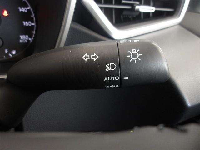 カローラツーリング ハイブリッド　Ｇ　フルセグ　ミュージックプレイヤー接続可　バックカメラ　衝突被害軽減システム　ＥＴＣ　ＬＥＤヘッドランプ（18枚目）