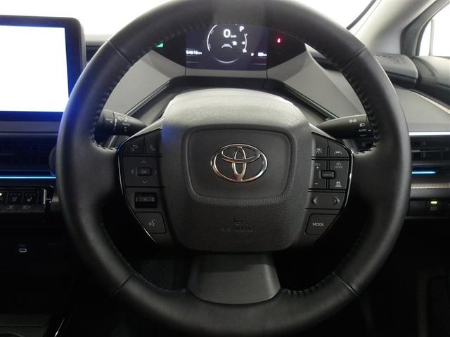 プリウス Ｚ　サポカーＳ　クルーズコントロール　ドライブレコーダー　電源コンセント　ＥＴＣ　フロントスポイラー　パワーシート　両席シートヒーター　メディアプレイヤー接続　バックモニター　合成皮革シート（4枚目）