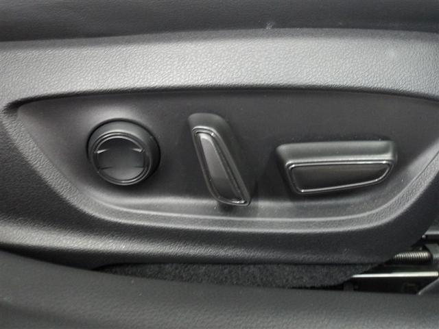 プリウス Ｚ　サポカーＳ　クルーズコントロール　ドライブレコーダー　電源コンセント　ＥＴＣ　フロントスポイラー　パワーシート　両席シートヒーター　メディアプレイヤー接続　バックモニター　合成皮革シート（17枚目）