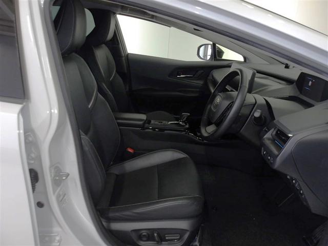 プリウス Ｚ　サポカーＳ　クルーズコントロール　ドライブレコーダー　電源コンセント　ＥＴＣ　フロントスポイラー　パワーシート　両席シートヒーター　メディアプレイヤー接続　バックモニター　合成皮革シート（29枚目）