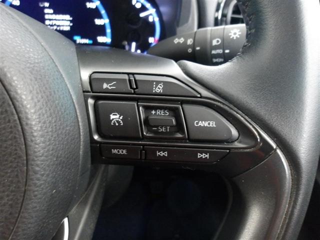 ヤリスクロス Ｚ　サポカーＳ　４ＷＤ　クルーズコントロール　パノラミックビューモニター　両席シートヒーター　バックモニター　メディアプレイヤー接続　合成皮革シート　フルセグ　ＬＥＤヘッドライト　車線逸脱警報（6枚目）