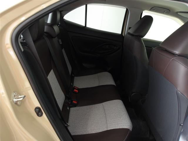 ヤリスクロス Ｚ　サポカーＳ　４ＷＤ　クルーズコントロール　パノラミックビューモニター　両席シートヒーター　バックモニター　メディアプレイヤー接続　合成皮革シート　フルセグ　ＬＥＤヘッドライト　車線逸脱警報（29枚目）