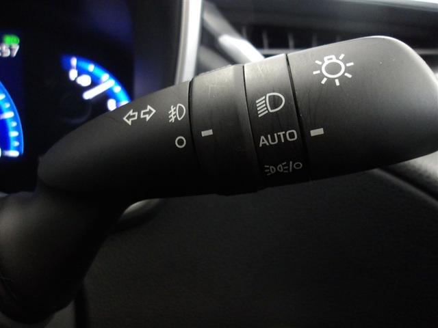 カローラクロス ハイブリッド　Ｚ　サポカーＳ　寒冷地仕様　クルーズコントロール　ＥＴＣ　両席シートヒーター　メディアプレイヤー接続　パワーシート　バックモニター　車線逸脱警報　横滑り防止装置　スマートキー　ＬＥＤヘッドライト（21枚目）