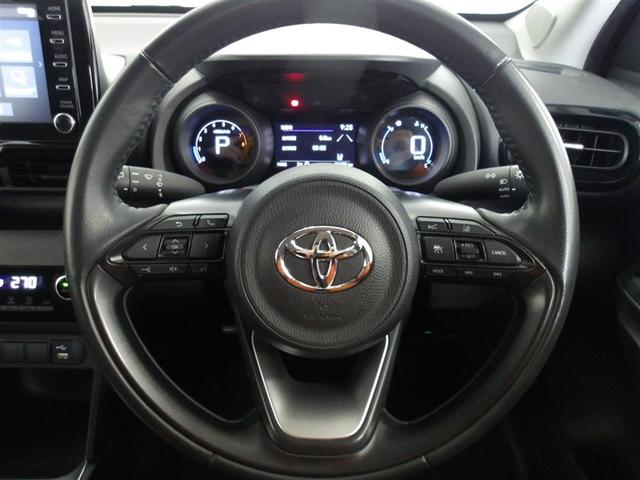 ヤリスクロス Ｇ　サポカーＳ　クルーズコントロール　ＥＴＣ　前後ドライブレコーダー　メディアプレイヤー接続　バックモニター　モケットシート　車線逸脱警報　横滑り防止装置　パワーウィンドウ　スマートキー（4枚目）