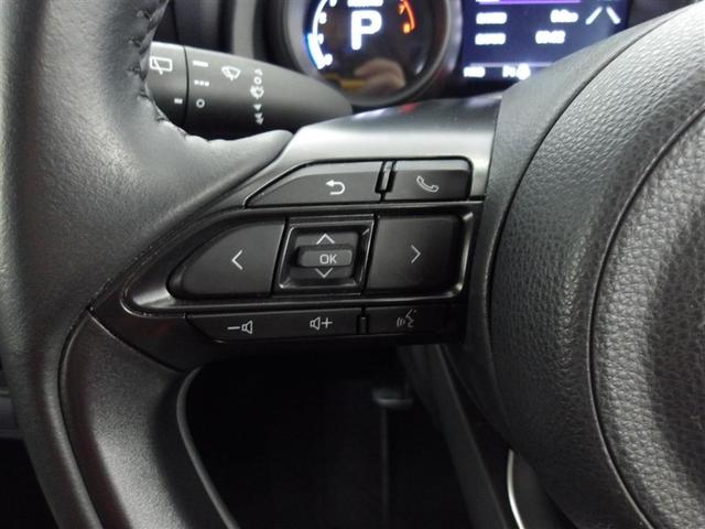 ヤリスクロス Ｇ　サポカーＳ　クルーズコントロール　ＥＴＣ　前後ドライブレコーダー　メディアプレイヤー接続　バックモニター　モケットシート　車線逸脱警報　横滑り防止装置　パワーウィンドウ　スマートキー（5枚目）