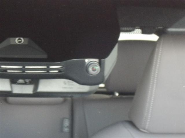 ヤリス ハイブリッドＺ　サポカーＳ　クルーズコントロール　ブラインドスポットモニター　パノラミックビューモニター　ドライブレコーダー　ＥＴＣ　電源コンセント　両席シートヒーター　メディアプレイヤー接続　ＤＶＤＣＤ再生（8枚目）