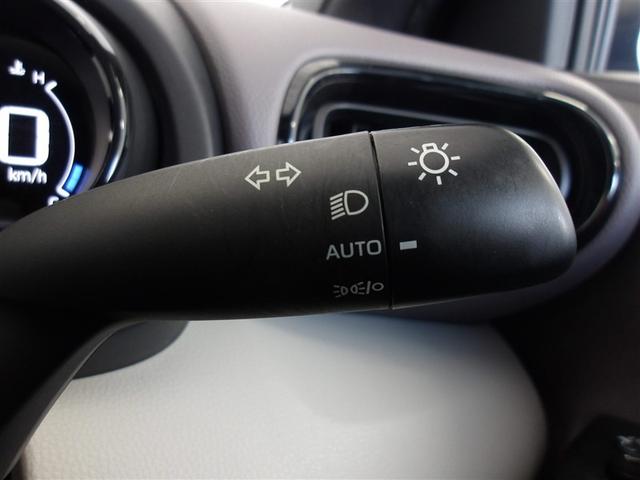 ヤリス ハイブリッドＺ　サポカーＳ　クルーズコントロール　ブラインドスポットモニター　パノラミックビューモニター　ドライブレコーダー　ＥＴＣ　電源コンセント　両席シートヒーター　メディアプレイヤー接続　ＤＶＤＣＤ再生（21枚目）