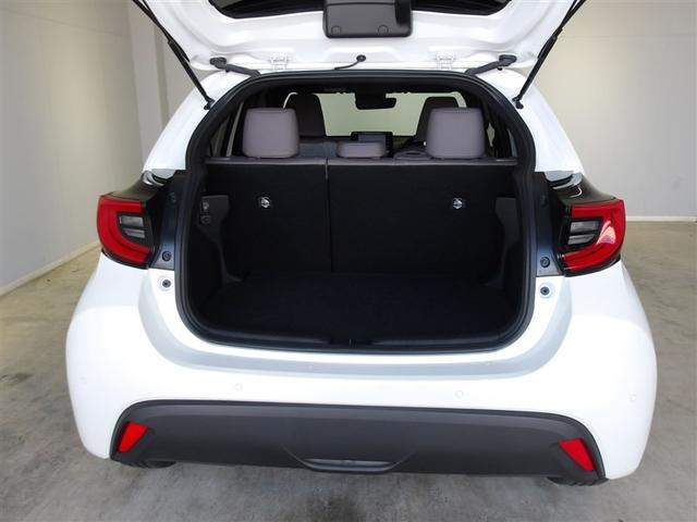 ヤリス ハイブリッドＺ　サポカーＳ　クルーズコントロール　ブラインドスポットモニター　パノラミックビューモニター　ドライブレコーダー　ＥＴＣ　電源コンセント　両席シートヒーター　メディアプレイヤー接続　ＤＶＤＣＤ再生（31枚目）