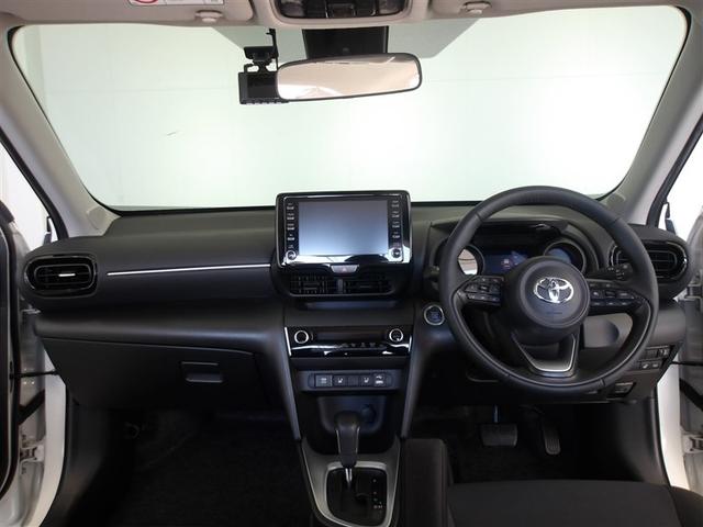 ヤリスクロス Ｇ　サポカーＳ　クルーズコントロール　ＥＴＣ　前後ドライブレコーダー　ブラインドスポットモニター　両席シートヒーター　メディアプレイヤー接続　バックモニター　ＬＥＤヘッドライト　スマートキー（3枚目）