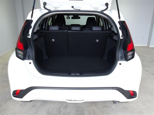 �J�����̍L�����Q�[�W�X�y�[�X�ŉו��̐ςݍ~�낵���y�ɏo���܂��B