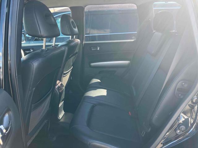 エクストレイル ２０Ｘ　４ＷＤ　バックカメラ　ナビ　ＴＶ　オートライト　アルミホイール　スマートキー　シートヒーター　ＣＶＴ　盗難防止システム　衝突安全ボディ　ＡＢＳ　エアコン　パワーステアリング　パワーウィンドウ（12枚目）